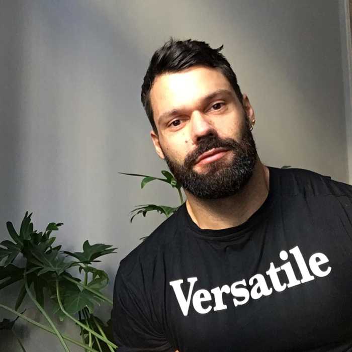 Alexander from Austria Hot gay doctor Instahottie Hot gay guys to follow on Instagram